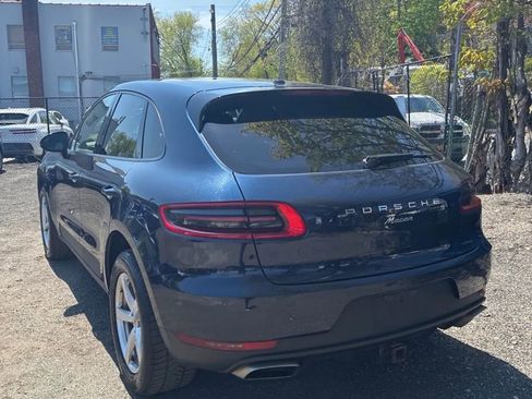 Used 2018 Porsche Macan Sport Edition AWD/4WD image 2
