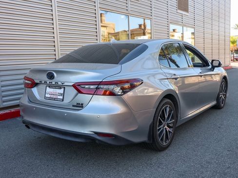 Used 2022 Toyota Camry XLE image 4