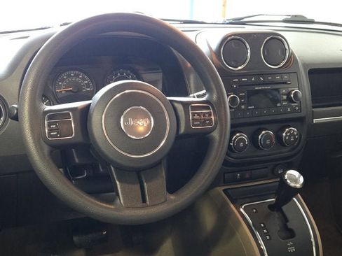 Used 2015 Jeep Patriot Sport w/ Power Value Group image 18