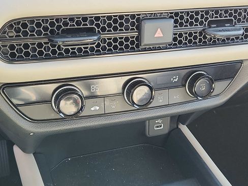 Certified 2023 Honda HR-V LX image 15