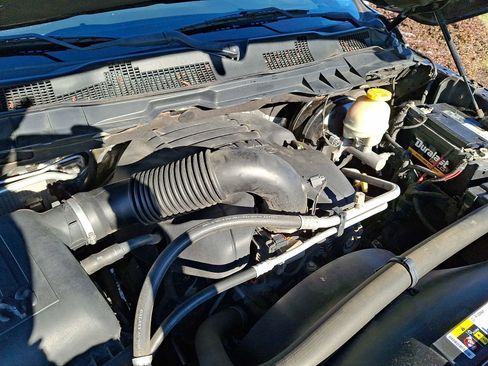 Used 2017 RAM 1500 Express w/ Black Ram 1500 Express Group image 26