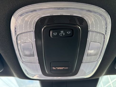 Certified 2025 Hyundai Elantra Sport image 46