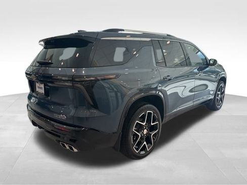 New 2026 Chevrolet Traverse High Country w/ LPO, Floor Liner Package image 5