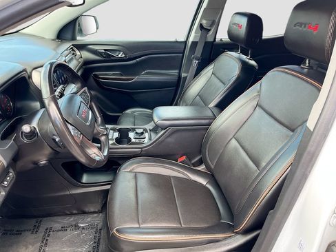 Used 2022 GMC Acadia AT4 w/ Technology Package AWD/4WD image 22