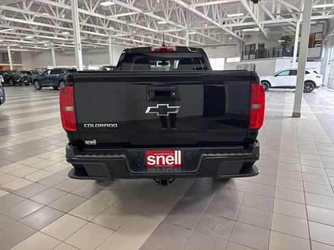 Used 2015 Chevrolet Colorado Z71 image 4