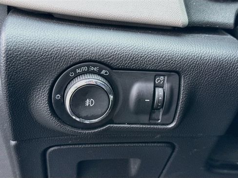 Used 2015 Buick Verano Convenience FWD image 10