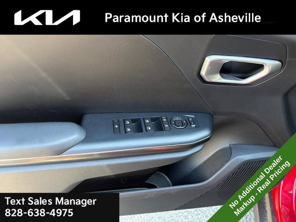 New 2026 Kia K4 FWD image 23