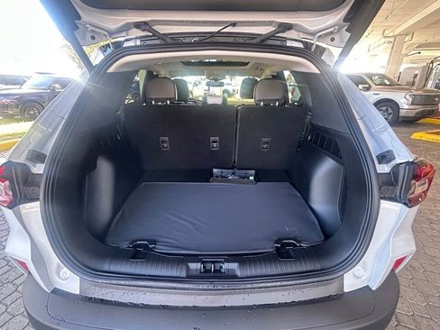 Used 2025 Ford Escape Platinum w/ Class II Trailer Tow Package image 31