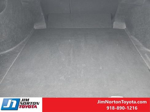 Used 2025 Toyota Camry LE FWD image 32