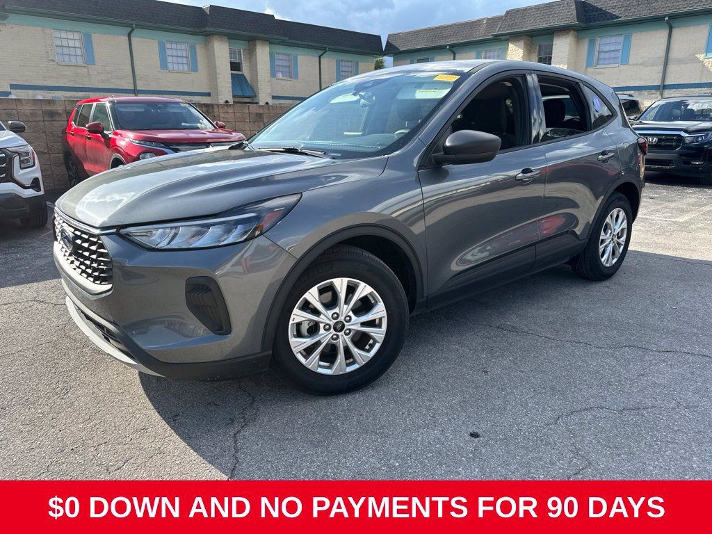 Used 2025 Ford Escape Active FWD image 1