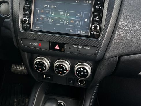 Used 2020 Mitsubishi Outlander Sport ES AWD/4WD image 24