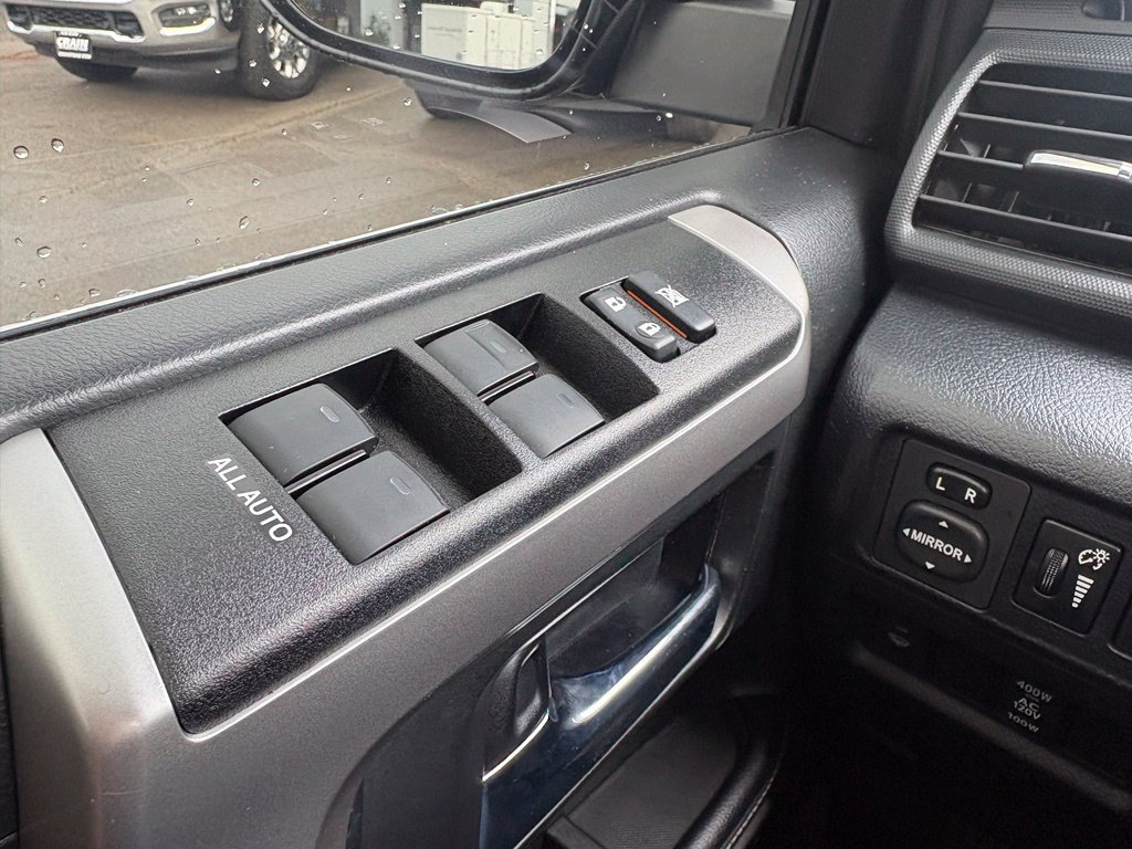 Used 2020 Toyota 4Runner Limited AWD/4WD image 16