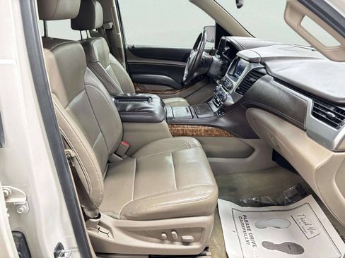 Used 2015 Chevrolet Suburban LTZ AWD/4WD image 24