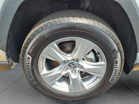 Certified 2025 Toyota RAV4 XLE AWD/4WD image 28