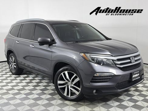 Used 2018 Honda Pilot Touring image 1