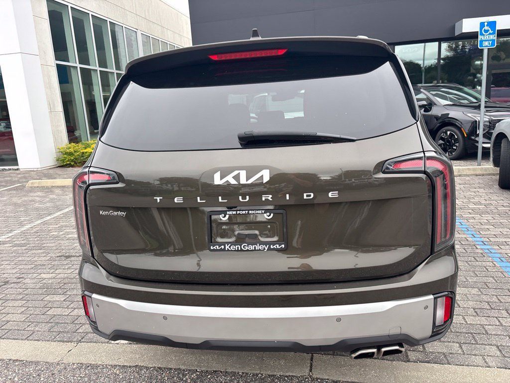 Used 2024 Kia Telluride EX FWD image 8