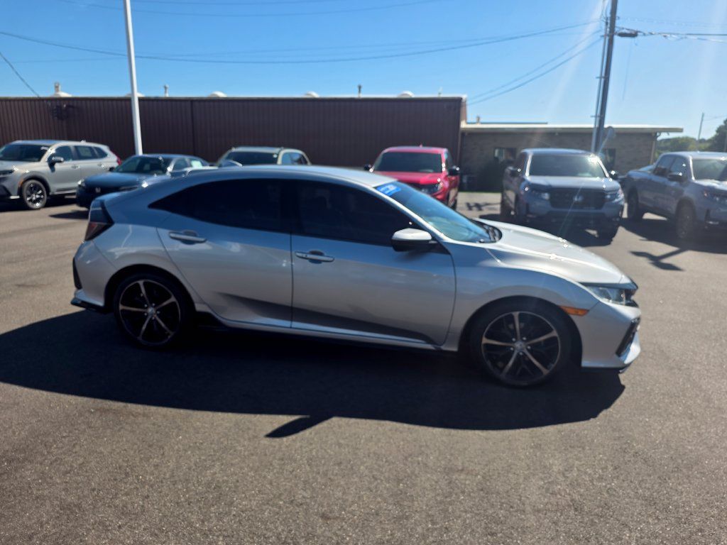 Used 2021 Honda Civic Sport image 2