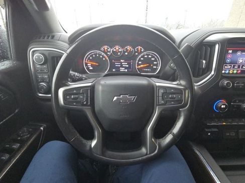 Used 2019 Chevrolet Silverado 1500 LT Trail Boss image 17