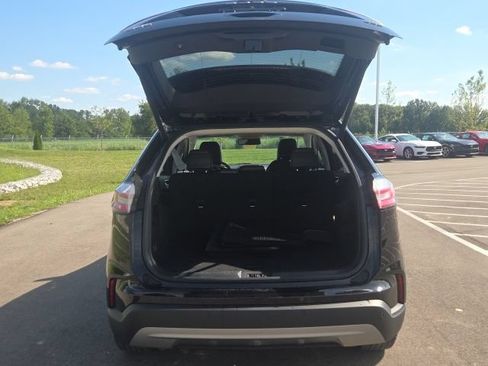 Used 2024 Ford Edge SEL w/ Convenience Package AWD/4WD image 10