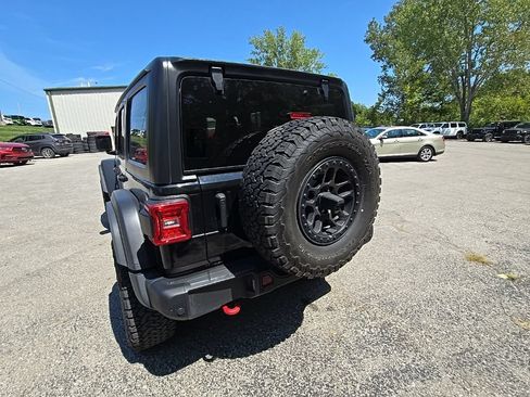 Used 2022 Jeep Wrangler Unlimited Rubicon w/ Xtreme Recon 35" Tire Package AWD/4WD image 5
