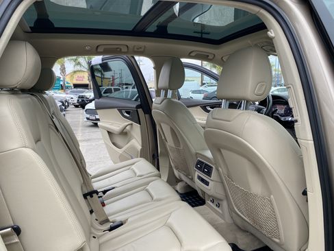 Used 2018 Audi Q7 3.0T Premium Plus AWD/4WD image 22