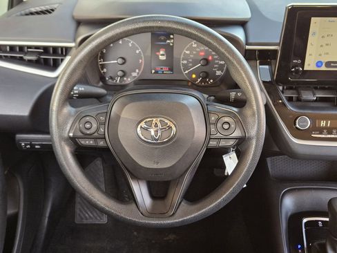 Used 2023 Toyota Corolla LE image 26