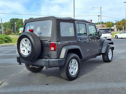 Used 2017 Jeep Wrangler Unlimited Sport image 17