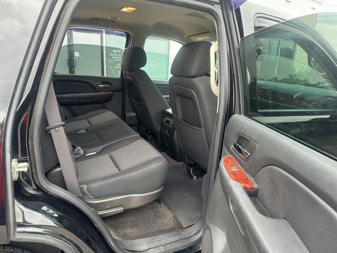Used 2013 GMC Yukon SLE RWD image 12