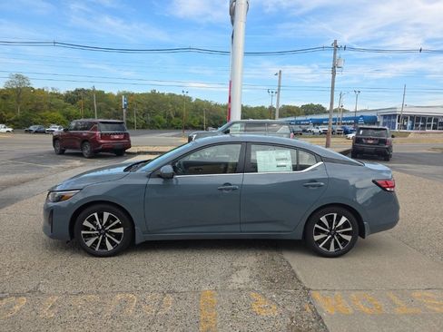 New 2025 Nissan Sentra SV w/ SV Premium Package image 7