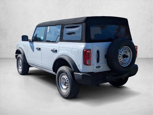 New 2025 Ford Bronco 4-Door image 9