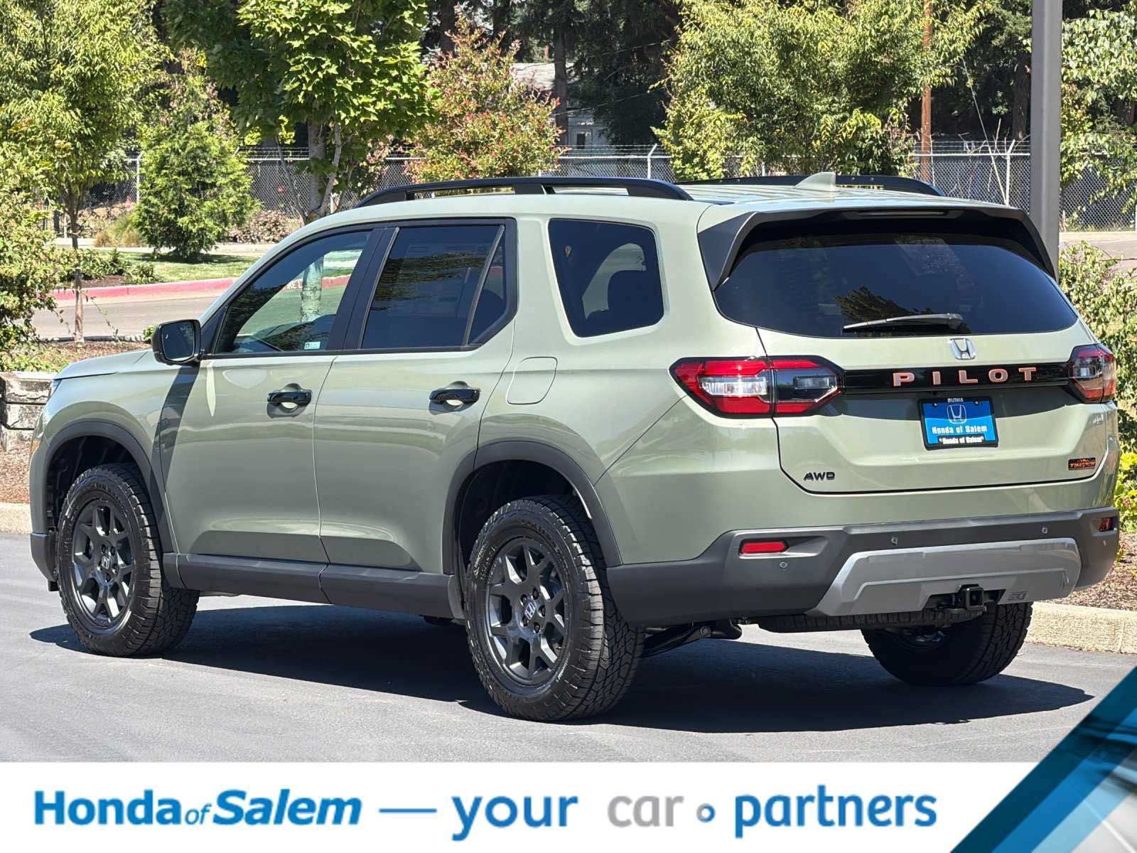 New 2026 Honda Pilot TrailSport image 6