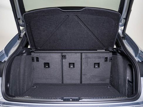 New 2026 Porsche Macan S image 28