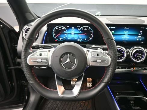 Certified 2023 Mercedes-Benz GLB 250 image 7