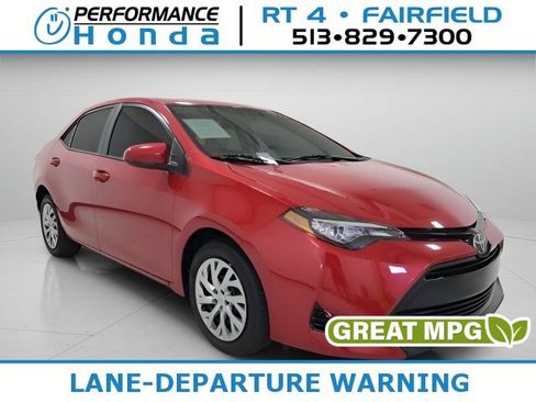 Used 2017 Toyota Corolla LE FWD image 1