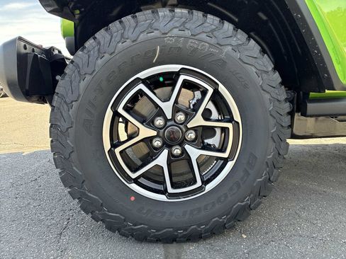 New 2026 Jeep Wrangler Unlimited Rubicon AWD/4WD image 19
