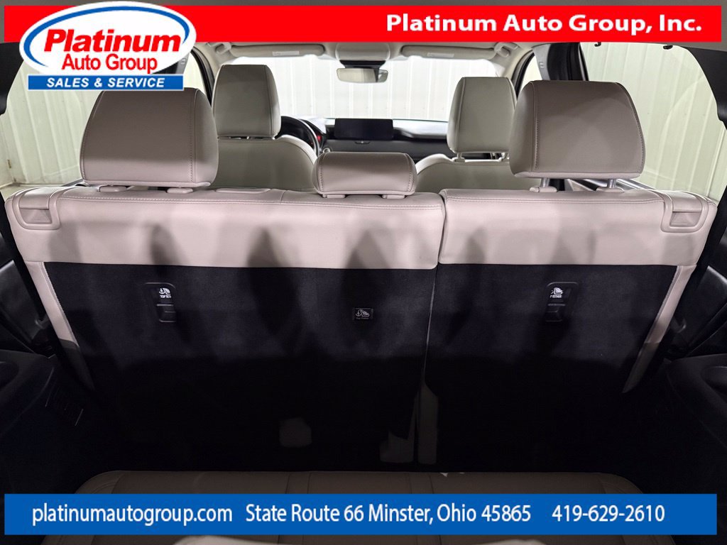 Used 2024 MAZDA CX-90 3.3 Turbo w/ Preferred Package AWD/4WD image 35