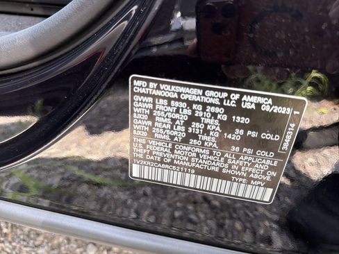 Used 2024 Volkswagen Atlas SE AWD/4WD image 27