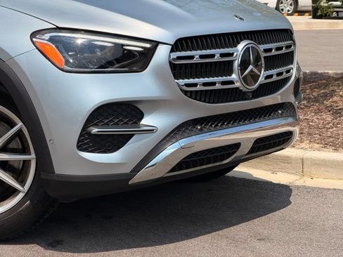 Used 2025 Mercedes-Benz GLE 350 4MATIC image 3