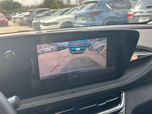 Used 2025 Buick Envista Sport Touring image 17