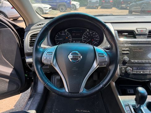 Used 2013 Nissan Altima 2.5 SL FWD image 9