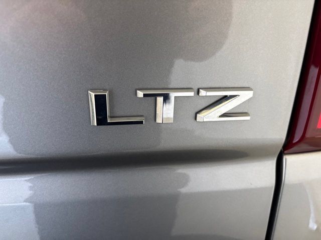 Used 2025 Chevrolet Silverado 1500 LTZ AWD/4WD image 14