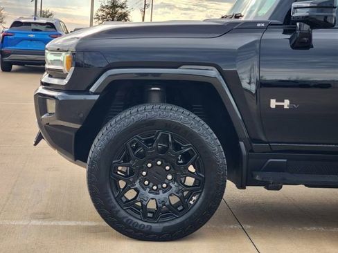 New 2026 GMC Hummer EV SUV AWD/4WD image 8
