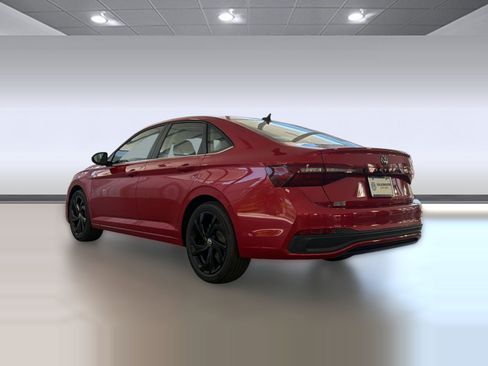 New 2026 Volkswagen Jetta SE FWD image 3