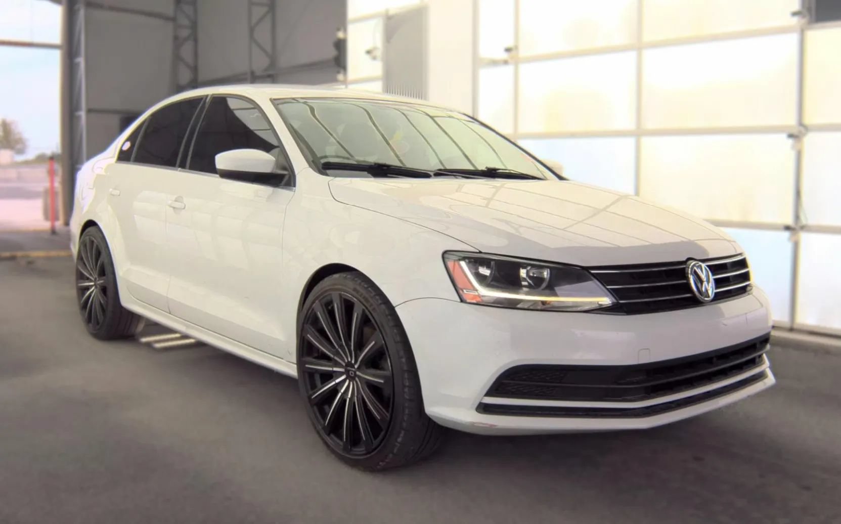 Used 2017 Volkswagen Jetta S FWD image 3