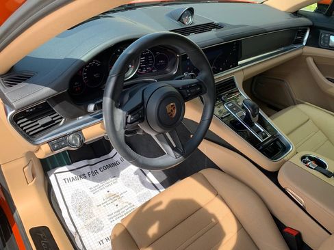 Used 2023 Porsche Panamera image 12