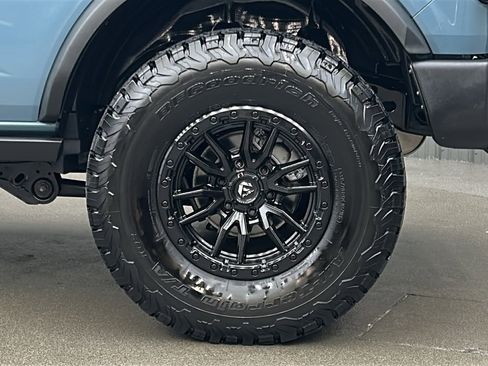 Used 2021 Ford Bronco Wildtrak image 12