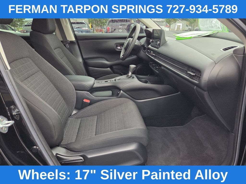 Used 2023 Honda HR-V LX image 21