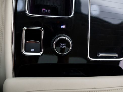 Used 2021 Lincoln Aviator Black Label Grand Touring AWD/4WD image 23