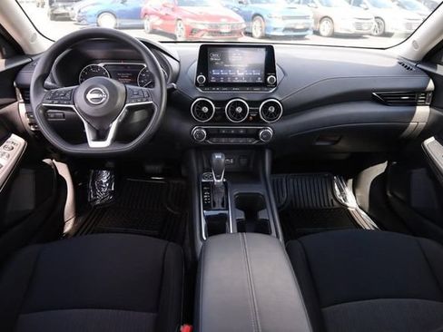 Certified 2025 Nissan Sentra SV FWD image 21