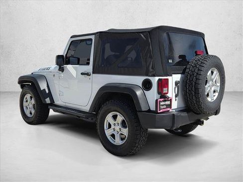 Used 2017 Jeep Wrangler Sport AWD/4WD image 8